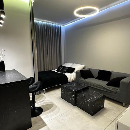 Platinium De Lux Apartament Apartment Warsaw Exterior photo